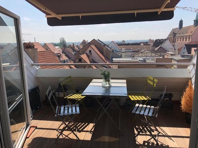 La Cle Des Toits Apartment Colmar Luaran gambar